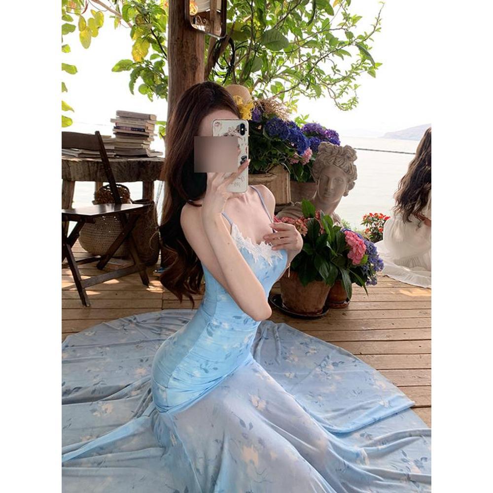 Seaside Vacation Atmosphere Blue Floral Suspender Waist Dress Women's Summer Temperament Pure Desire Fishtail Dress