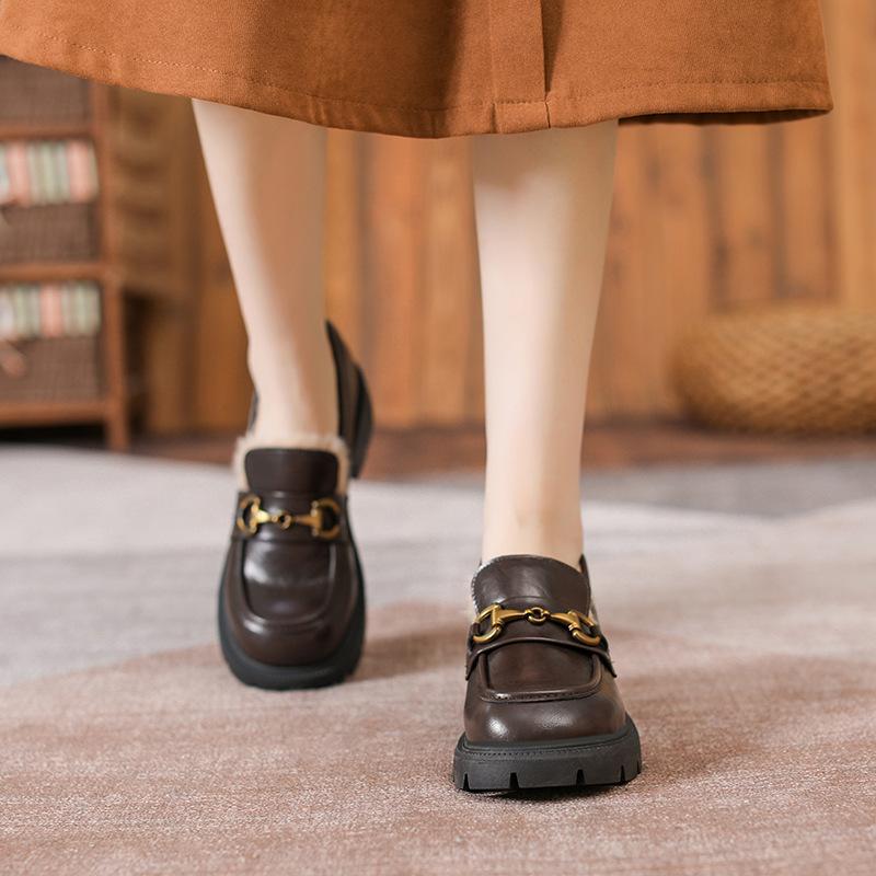 Platform women's autumn new velvet single shoes inner height increase small leather shoes small size 33