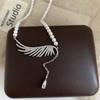 French Retro Zirconia Winged Pearl Necklace - Elegant Light Luxury Clavicle Pendant for Women