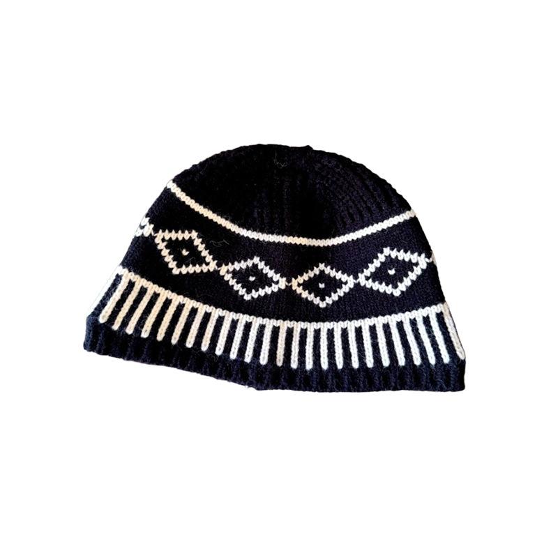 Jacquard Rhombus Plaid Fisherman Hat Autumn and Winter Warm and Versatile Color Block Knitted Woolen Hat for Women with Large Head Circumference