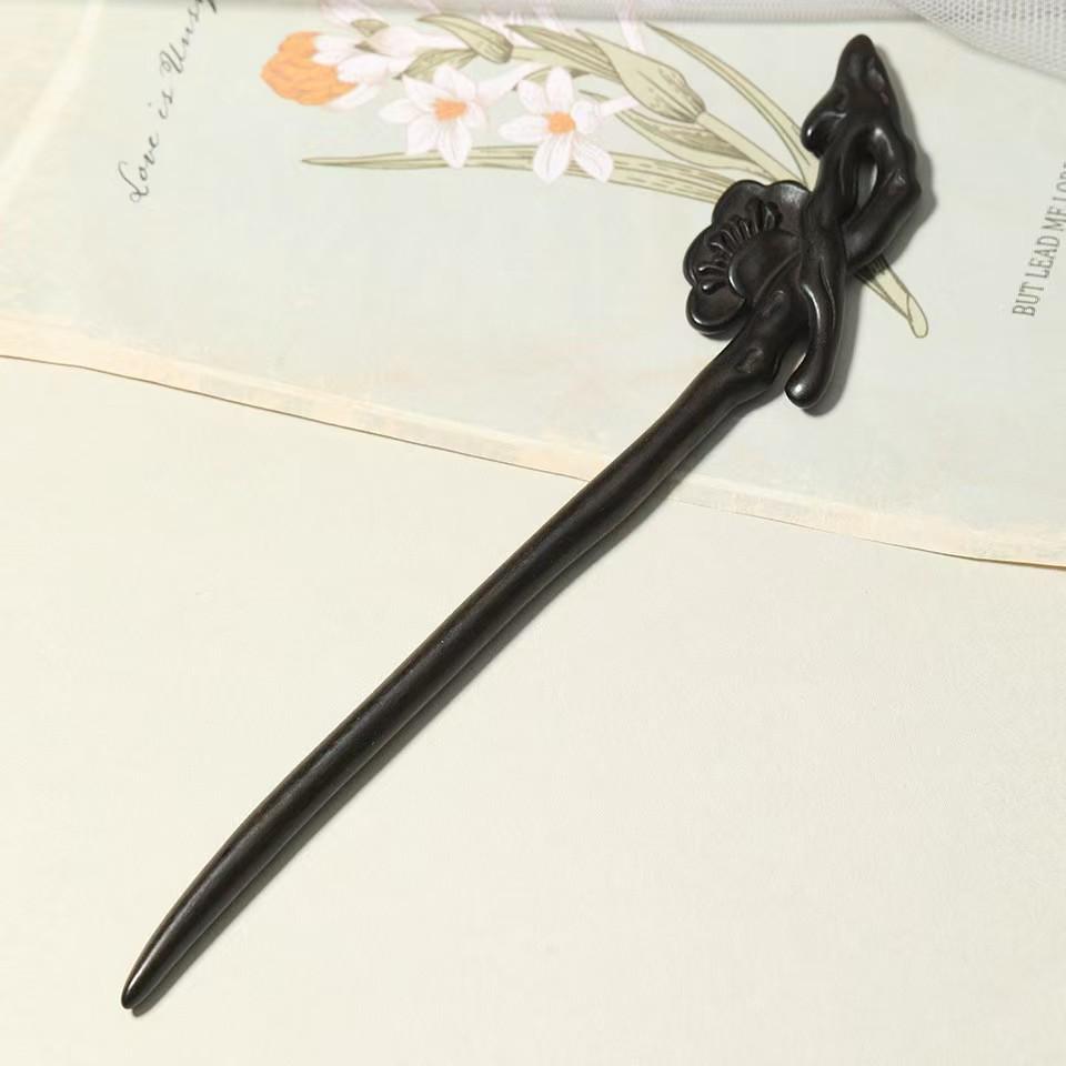 Retro Chinese Sandalwood Hairpin - Classic Carved Wooden Hair Accessory