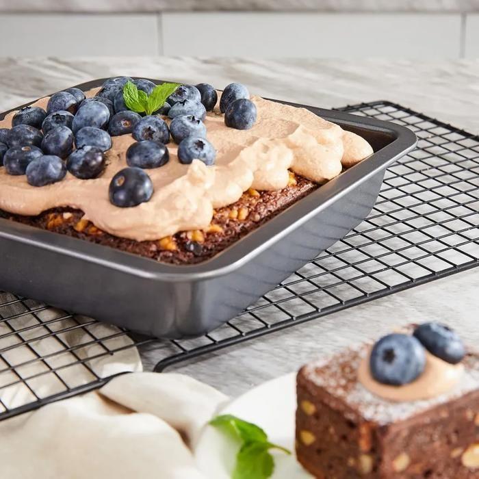 Moule à pâtisserie carré - YYV - 22,5x22,5x5cm - Acier inoxydable - Antiadhésif - Facile à nettoyer