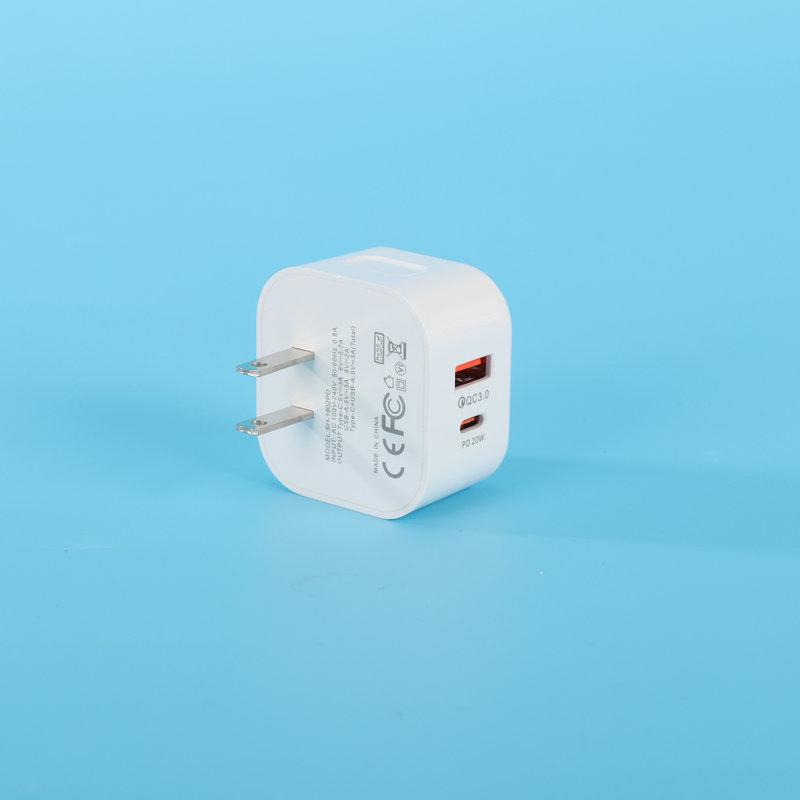 Universal Mobile Fast Charger for Android & Apple - EU/US/UK Plug, USB/PD Dual Ports.
