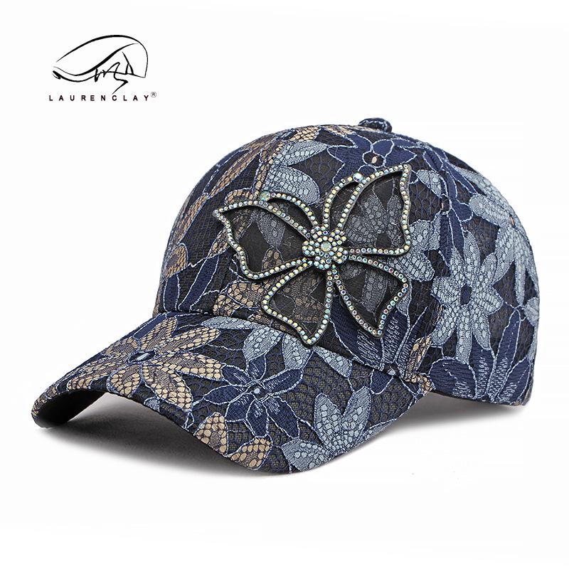 

Women s Korean Style Sunscreen Baseball Cap with Ethnic Lace Butterfly Design Adjustable темно-синього кольору