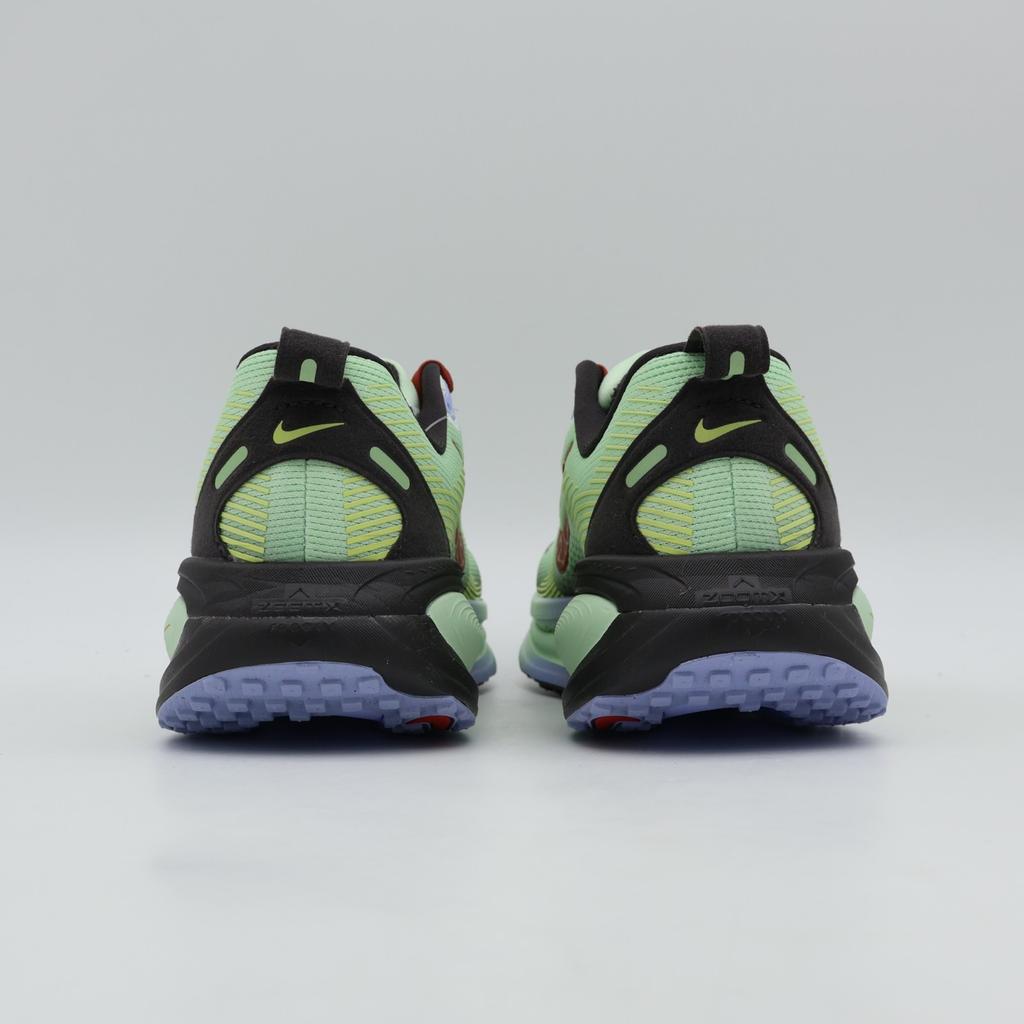 IW1250-398 Nike Vomero 18 SE "Frosted Spruce/Tar" (Men's)