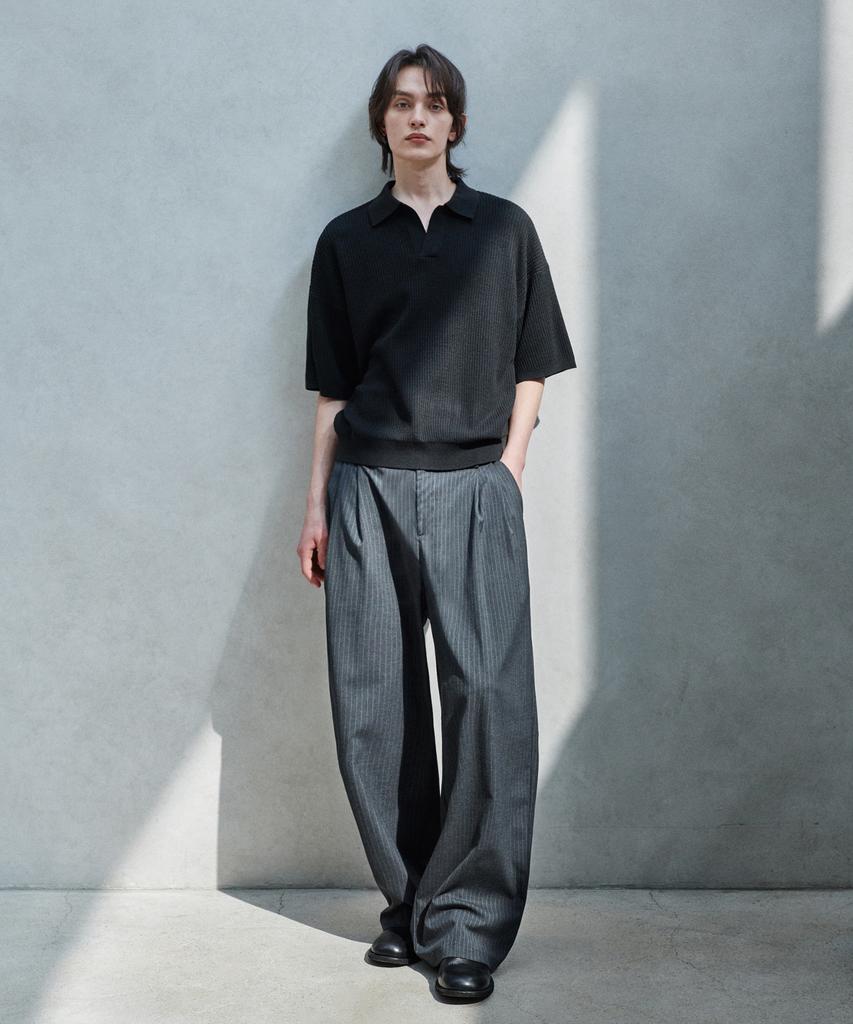 GLW Open Collar Waffle Half Knit Black