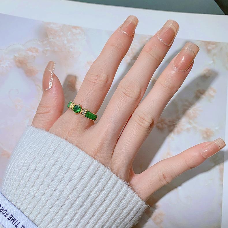 Hot Selling Fashion Emerald Zircon Ring for Women Light Luxury Enamel Drop Ring Ring