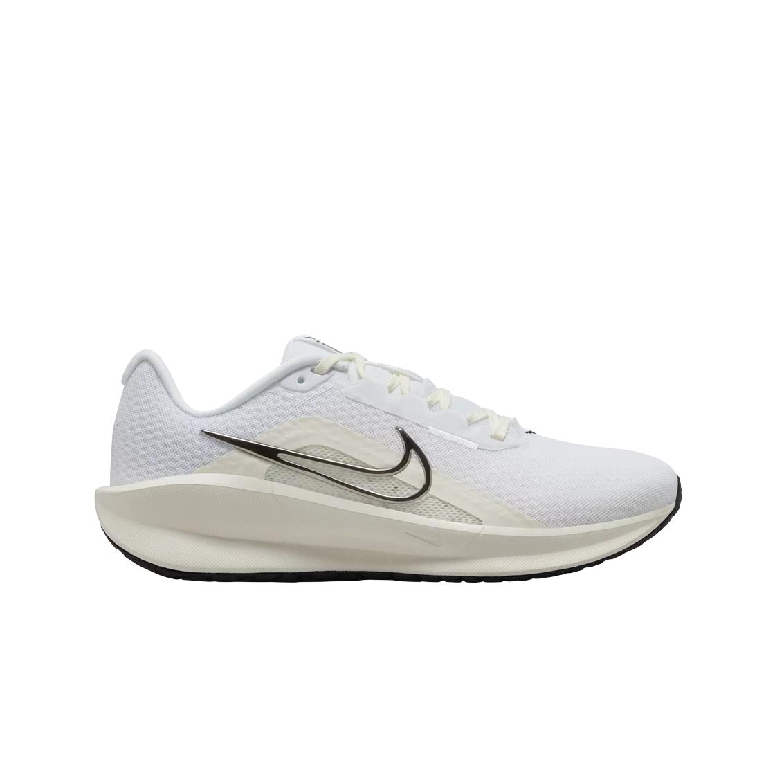 

(w) Nike Downshifter 13 White Black 260