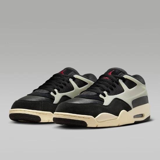 

Jordan Air Jordan 4 RM“Black/Sail FQ7939-006 Men s Sizes EU 45 чорний/білий