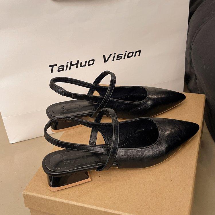Spring 2025 new flat-bottomed bag head sandals soft leather one-pedal pointed head shallow mouth versatile cool single shoes women's shoes