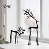 Elegante Saisonale Ornamente Weihnachts-Rentier-Statue, Kleine Hirsch-Skulptur Figur, Moderne Einzigartige Geschenke Feiertagsdekoration für Tischplatte, Kaminsims,