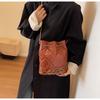 Stylish 2023 New Autumn Winter Small Fragrance Chain Bucket Bag For Women