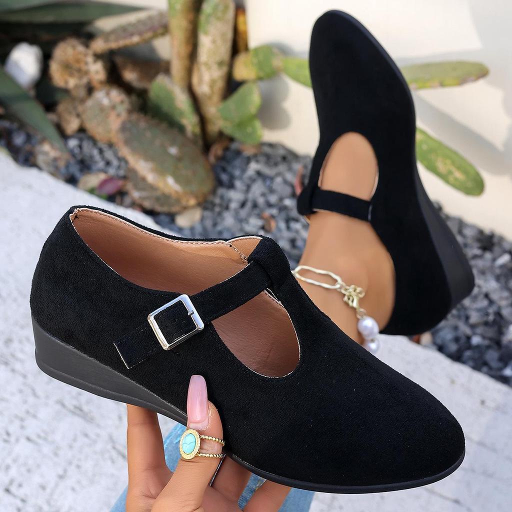 Frühling Neuer Stil Spitz zulaufende Damen-Schuhe, Große Größe Niedrig geschnittene Keilabsatz Flache Schuhe für Damen