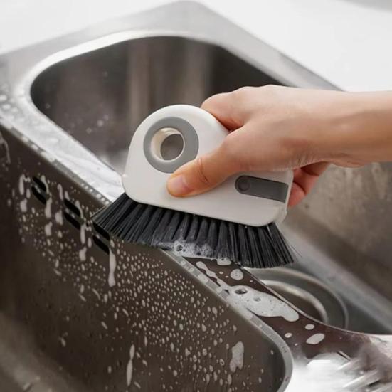 1/2 ks štěrbinový kartáč 2 v 1 kartáč na čištění drážek přenosný čistič okenních kolejniček s tvrdými štětinami škrabka lopatka ergonomická rukojeť čistič štěrbin