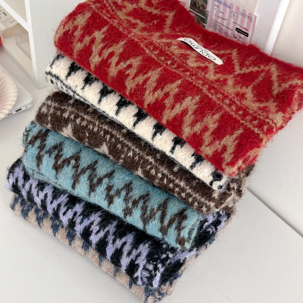 Vintage Fair Island wind knitted wool scarf women's winter blended atmosphere versatile warm couple scarf