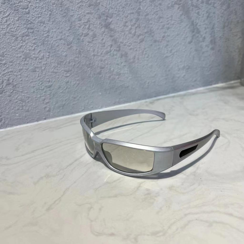 Punk Y2K Sunglasses Men Stylish European American Style Sun Glasses for Outdoor Bicycling Mountaineering Women