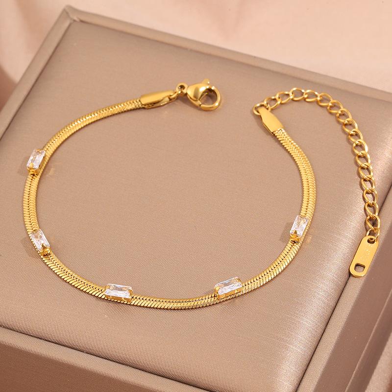 Popular bracelet, titanium steel does not fade, love zircon bracelet, high-end female light luxury niche bracelet, bracelet.