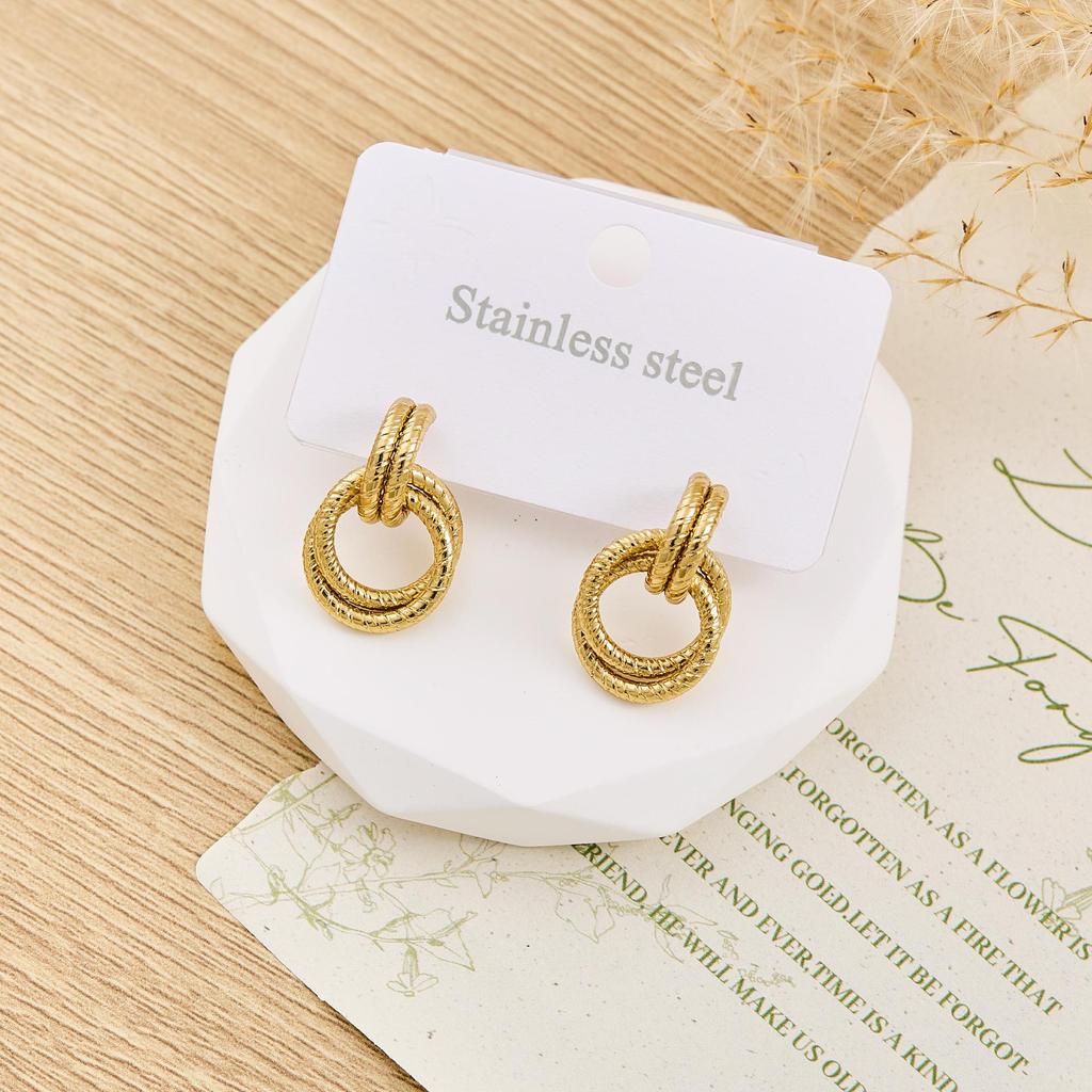 Retro Minimalist Metal Round Earrings - European & American Style