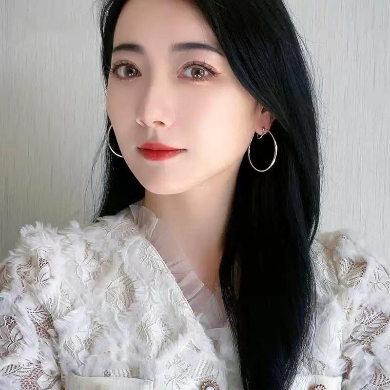 Zhao Lusi Style Simple Mosquito Coil Earrings - Versatile Winter Ear Clips In Round and Square Designs