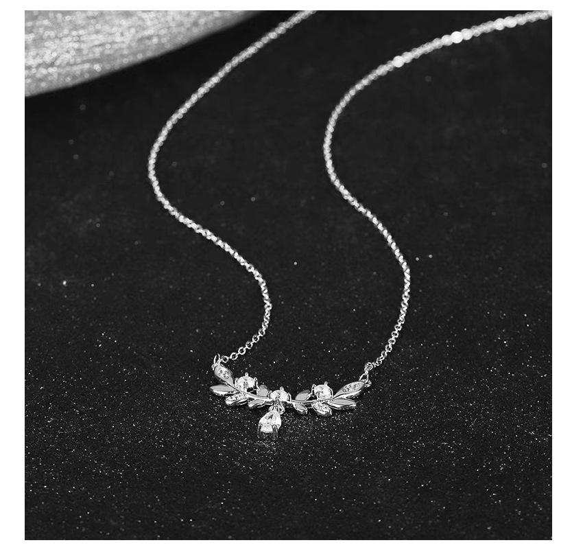 Bay Leaf Goddess Necklace: S925 Sterling Silver, Forest Style Flower Branch Pendant with Wheat Ear Element.