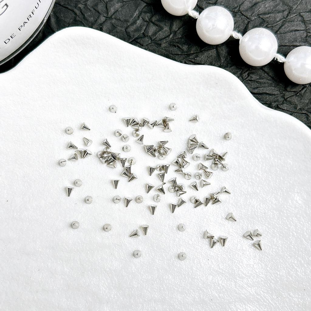 Punk Style Alloy Rivet Nail Art Decorations 3D Pointed Cone Large Medium Small Nail Decorations DIY Accessories