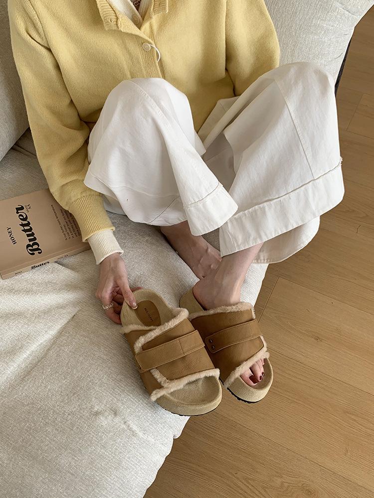 Soft-soled shoes with fluffy shoes for women to wear fashionable thick soles 2025 autumn muffin soles increase height and keep warm cotton shoes 