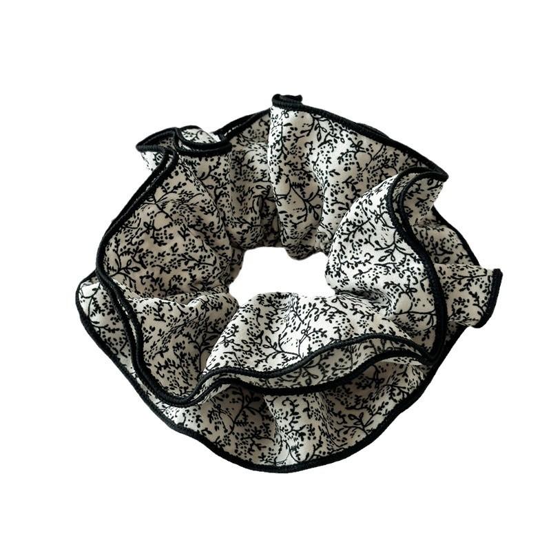 Luxury and Sophisticated Floral Square Scarf Hairpin with Bow - A Charming Large Hairband Accessory for Girls