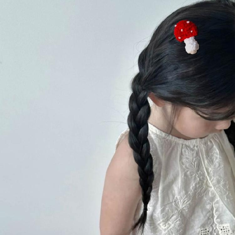 Crochet knitted Mushroom Hair Clips Sweet Cute Hair Barrettes Hairpin Decoration
