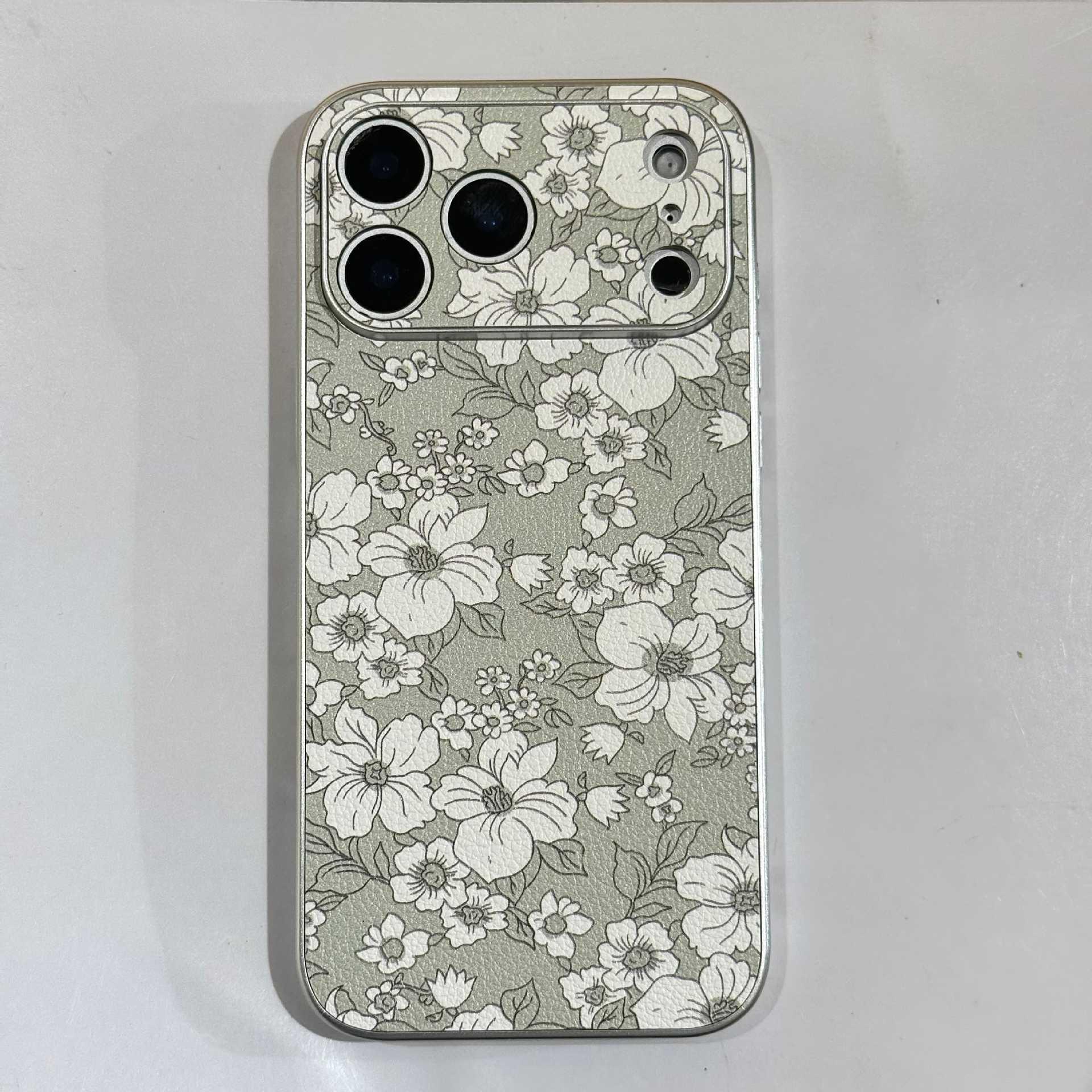 

Floral Design iPhone 17 Pro Max Magnetic Protective Case with Leather Texture iPhone 15