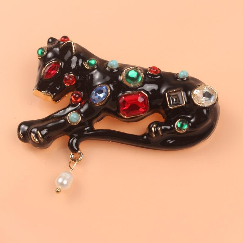 

Средневековая винтажная роскошная брошь в стиле барокко с натуральным жемчугом, полностью выполненная вручную, с покрытием из франка brooch чёрный