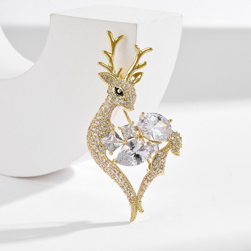 Senior Brooches Flower Leaf Brooch Pins for Women Suit Pendant  Fashion Brooches Jewelry
