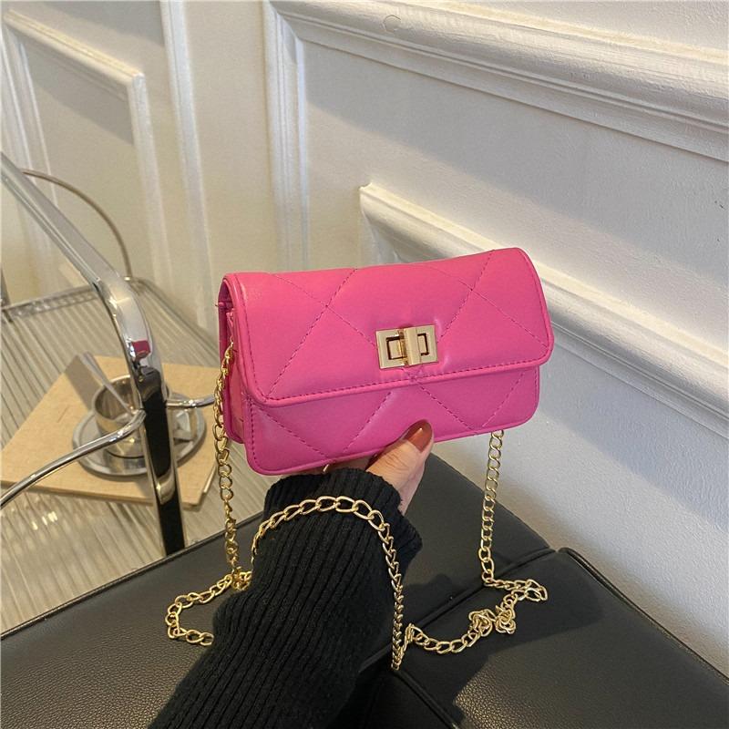 Women's simple and atmospheric commuter lock solid color chain bag women's spring summer new shoulder messenger bag tide