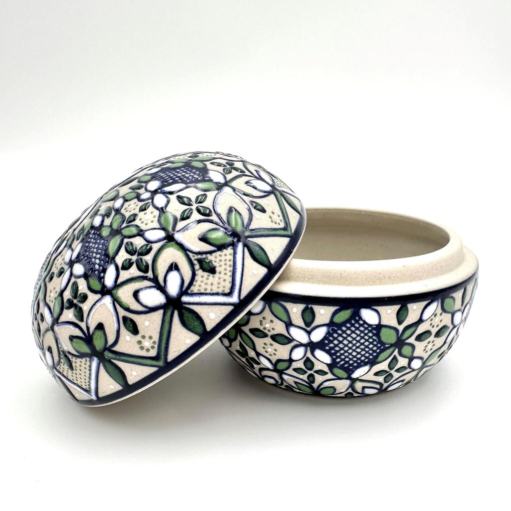 Mexican Servin Pottery Container Set with Lid, 270ml Capacity, 8.4cm Diameter, 8.2cm Height (Includes Cutting Board, Spoon, and Fork) [Used]