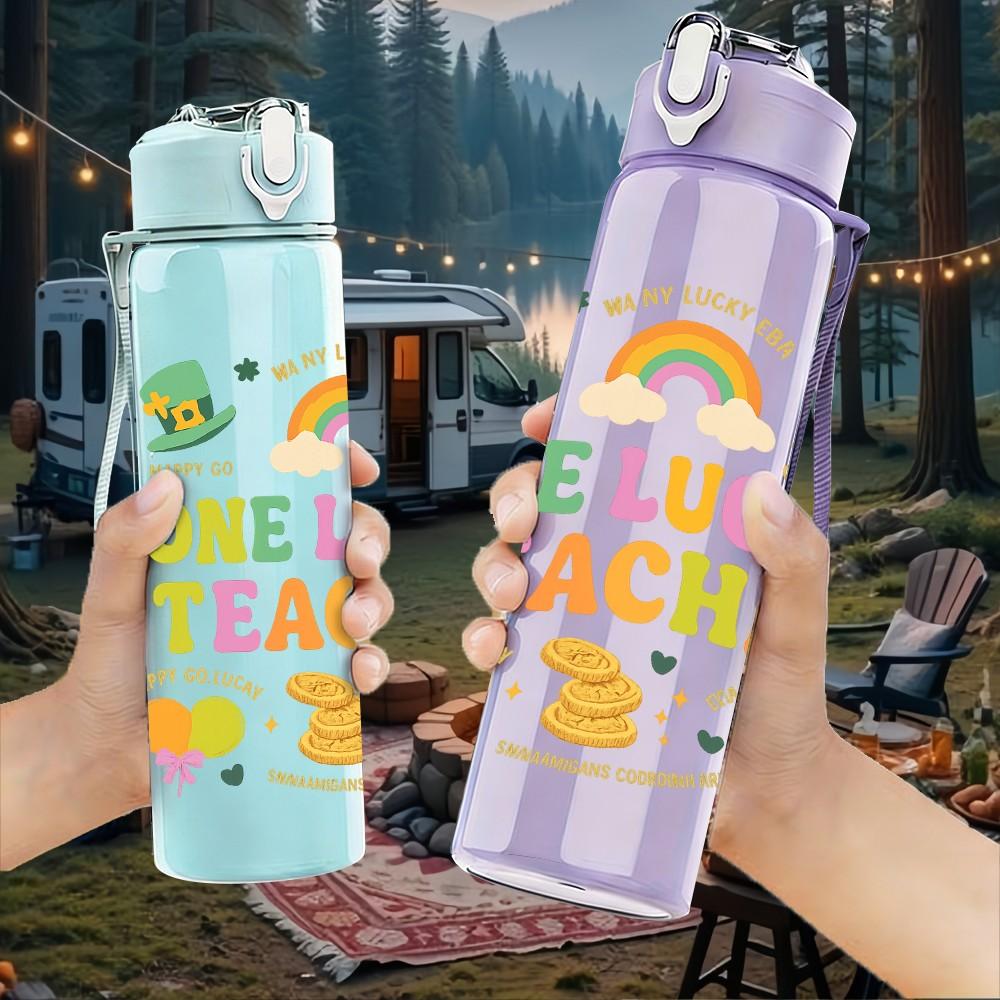 1PC One Lucky Teacher Rainbow Clover 750ml Color Plastic Sports Water Bottle Leakproof Flip Straw Lid Suitable for Sports Office Home Use