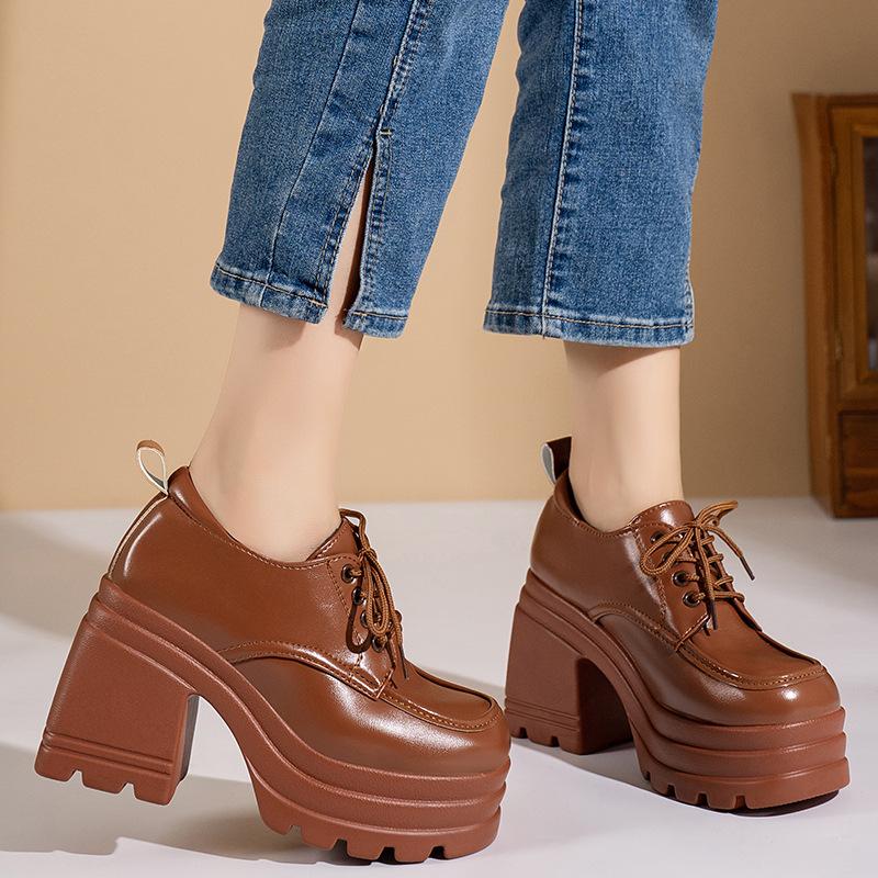 Size 35-43, large size women's shoes 41 fat feet thick heel British style single shoes women's spring and autumn new uniform small leather shoes tide