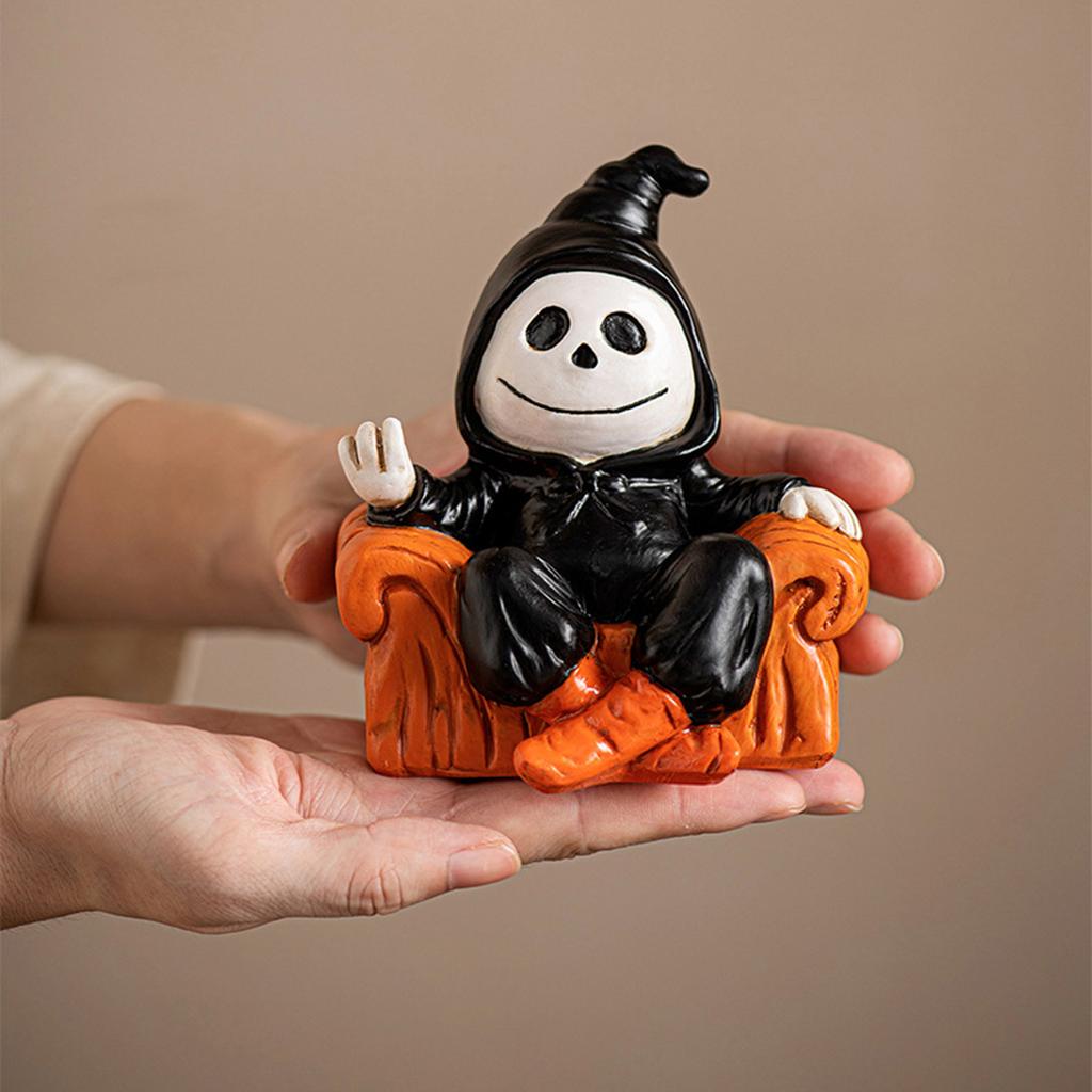 Halloween Spooky Ornaments Creative Resin Ornaments Sofa Cozy Crafts Horror Atmosphere Festival Decoration