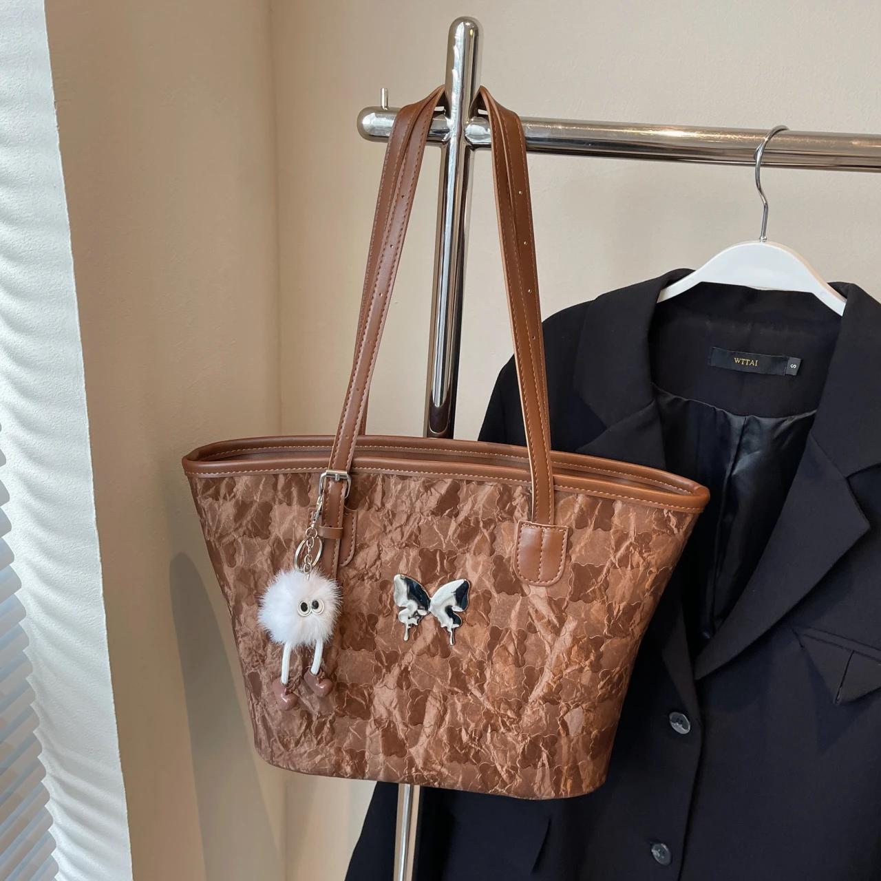 

Сумка через плечо в стиле ретро с бабочкой для женщин, универсальная сумка-тоут, уникальная сумка через плечо, большая вместимость, простота, новый модный тренд