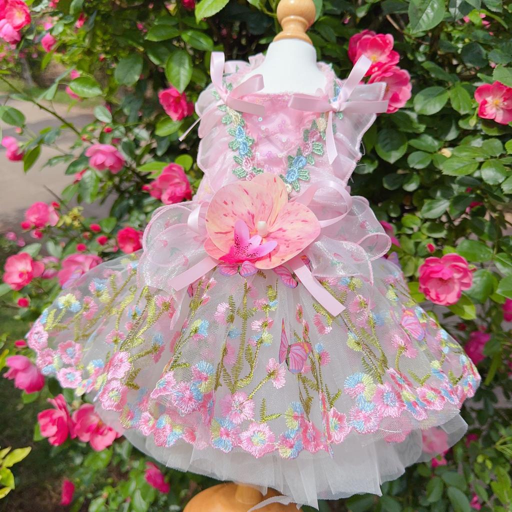 2026 Luxury Handmade Pet Dog Cats Clothes Fine Flower Embroidery Pink Blue Princess Dresses For Small Medium Dog Puppy Clothing
