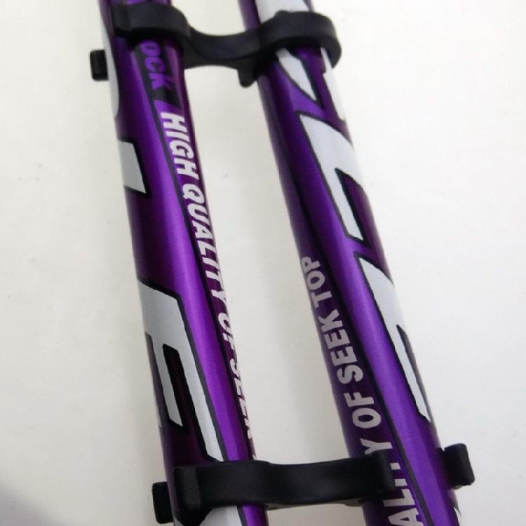 Easy To Use Plastic Trekkings Poles Clip For Quick Attachments Of 2 Poles Light weight For Backpacks Storage