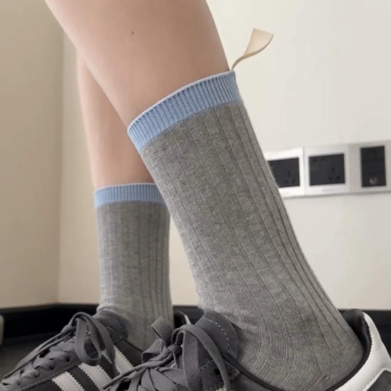 

Женские теплые толстые носки-гольфы с жаккардовым узором в виде милого щенка с бантом для осени и зимы 1 pair серый