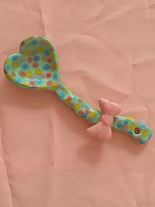 Deulkkot Ceramic Green Dot Heart Spoon Green Dot Heart Spoon