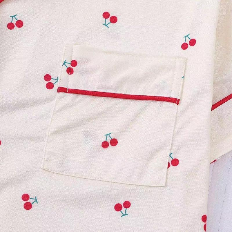 Kirschdruck Texturiertes Pyjama-Set Niedliches Kurzarm Knöpfe Revers Oberteil & Elastische Shorts Damen Nachtwäsche