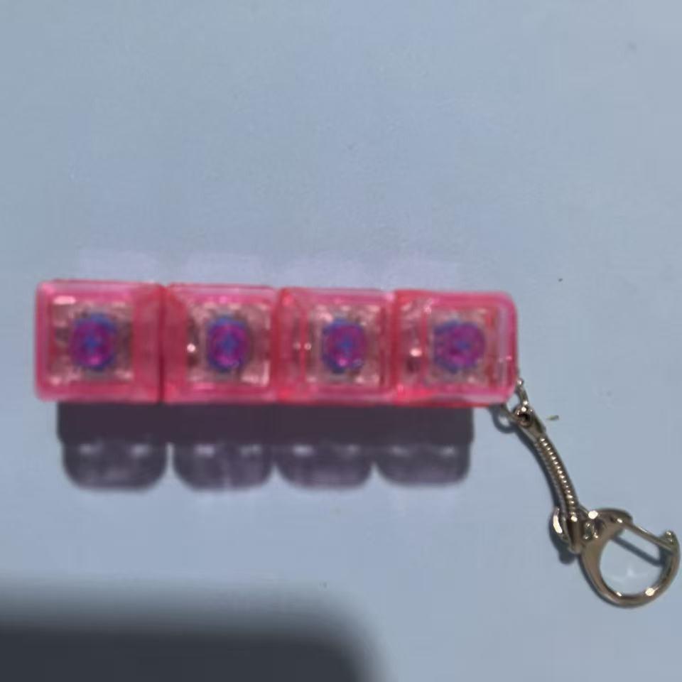 

4-Key Pc Fully Transparent Decompression Key Shaft Tester Mechanical Keyboard Pinch Decompression Sound Crisp Key Keychain