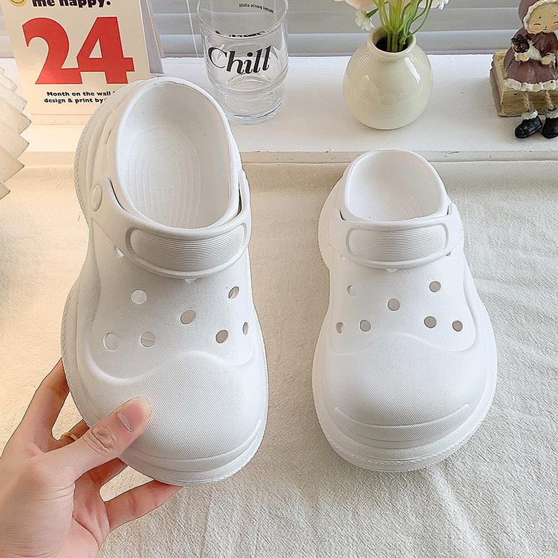 Girls Hole Shoes 2025 New Summer Children's Bag Head Sandals Outside Wear Girls DIY Shoes Non-slip Fashion
