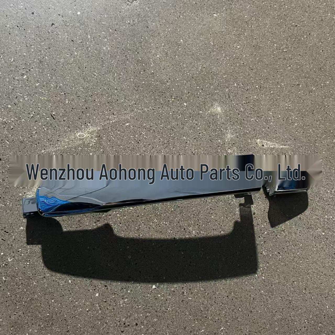 

80640-CB01A and 80640-CL00A fit 2-prong Nissan door handles (left/right cross-border).