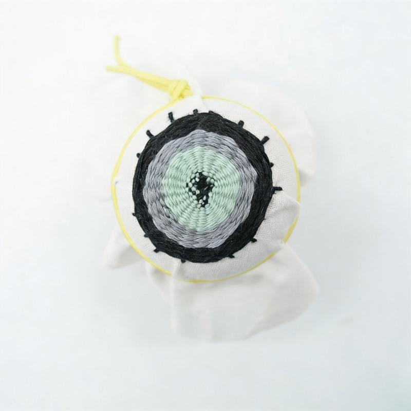 Eggs Shape Wood Mending Tool Wooden Darning Mushroom Set With Large Eye Needle and Colored Thread for Knitting Repair