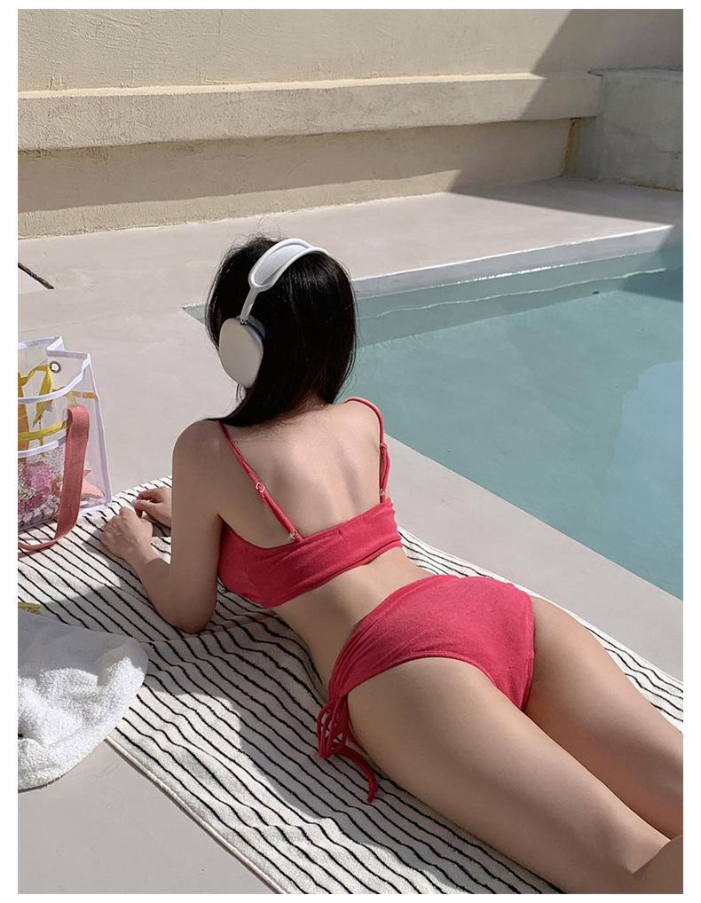 Sexy Split Sling Bikini - Women's Stylish Swimwear for Hot Springs and Beach Vacations