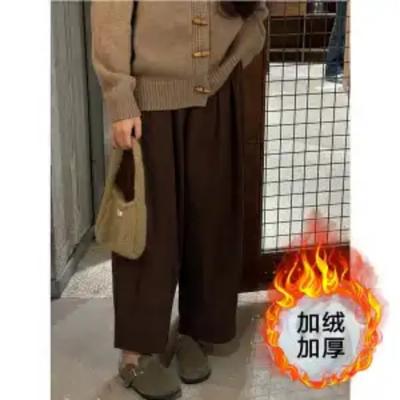Gonne e pantaloni da donna – Pantaloni e pantaloncini capri