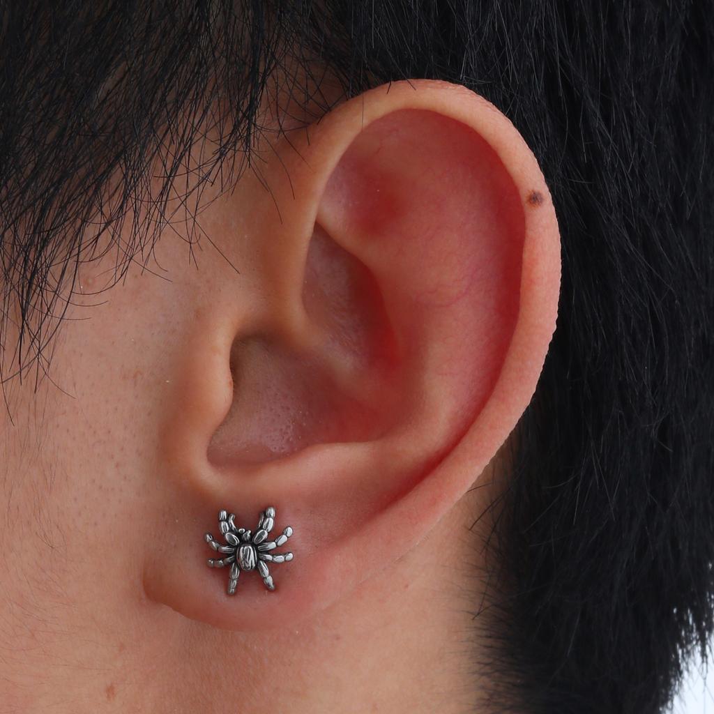 Punk Spider Stud Earrings for Men Women,Vintage Stainless Steel Men Earrings,Hip Hop Cool Halloween Jewelry Gifts