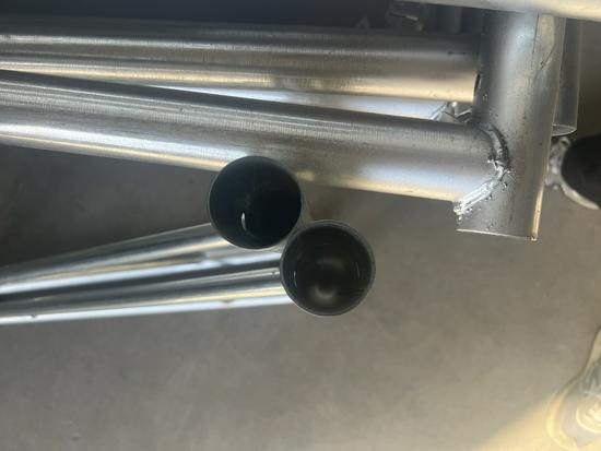 Diagonal Support Pole: Large Tripod Safety Leg for Mobile Scaffolding Stability.